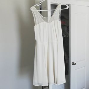 Size 6 white illusion Express dress